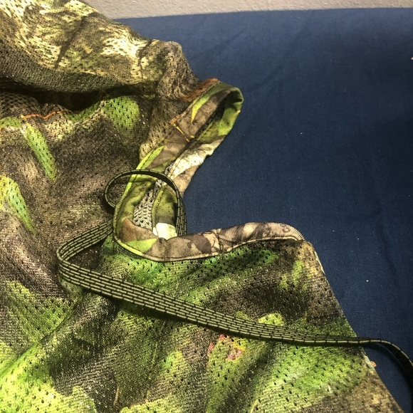 Mossy Oak hunting cap and head cover - Picture 3 of 6